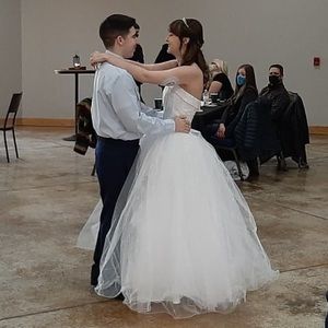 Meet your Posher, Genevieve